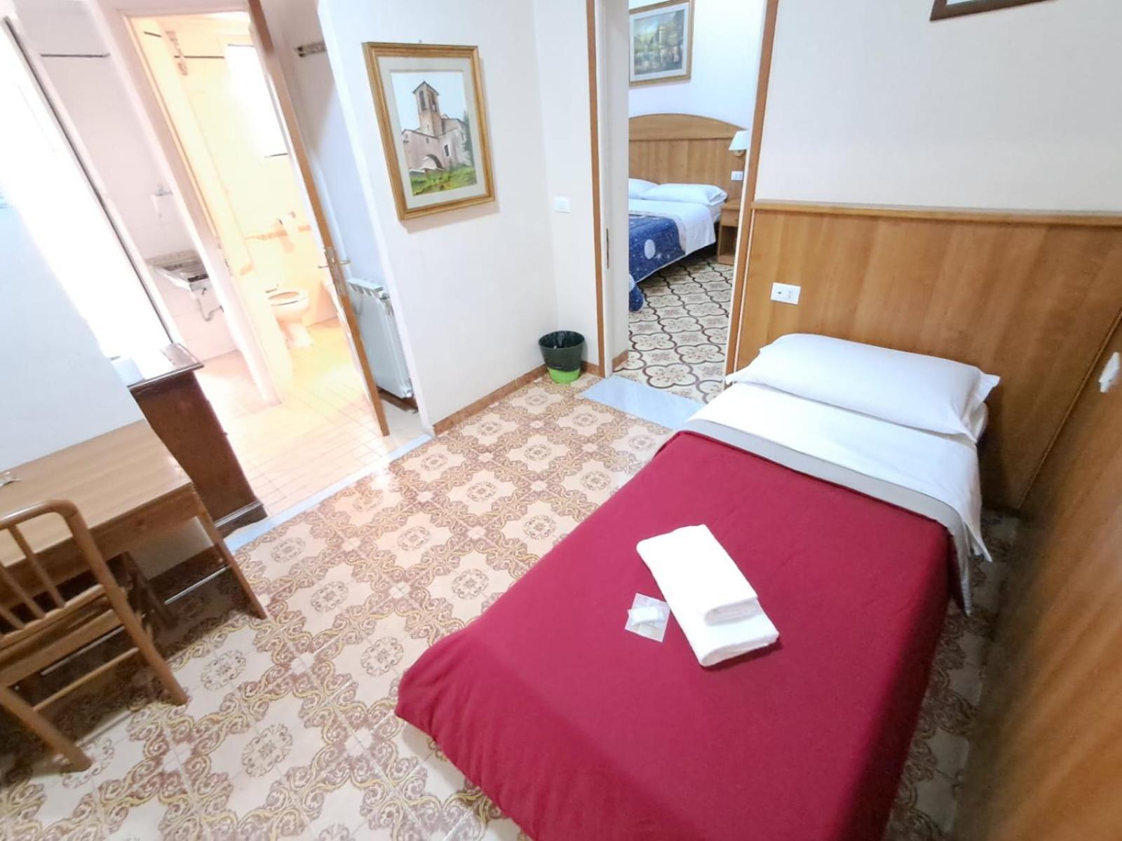 Nahid Accommodation Rom Exteriör bild