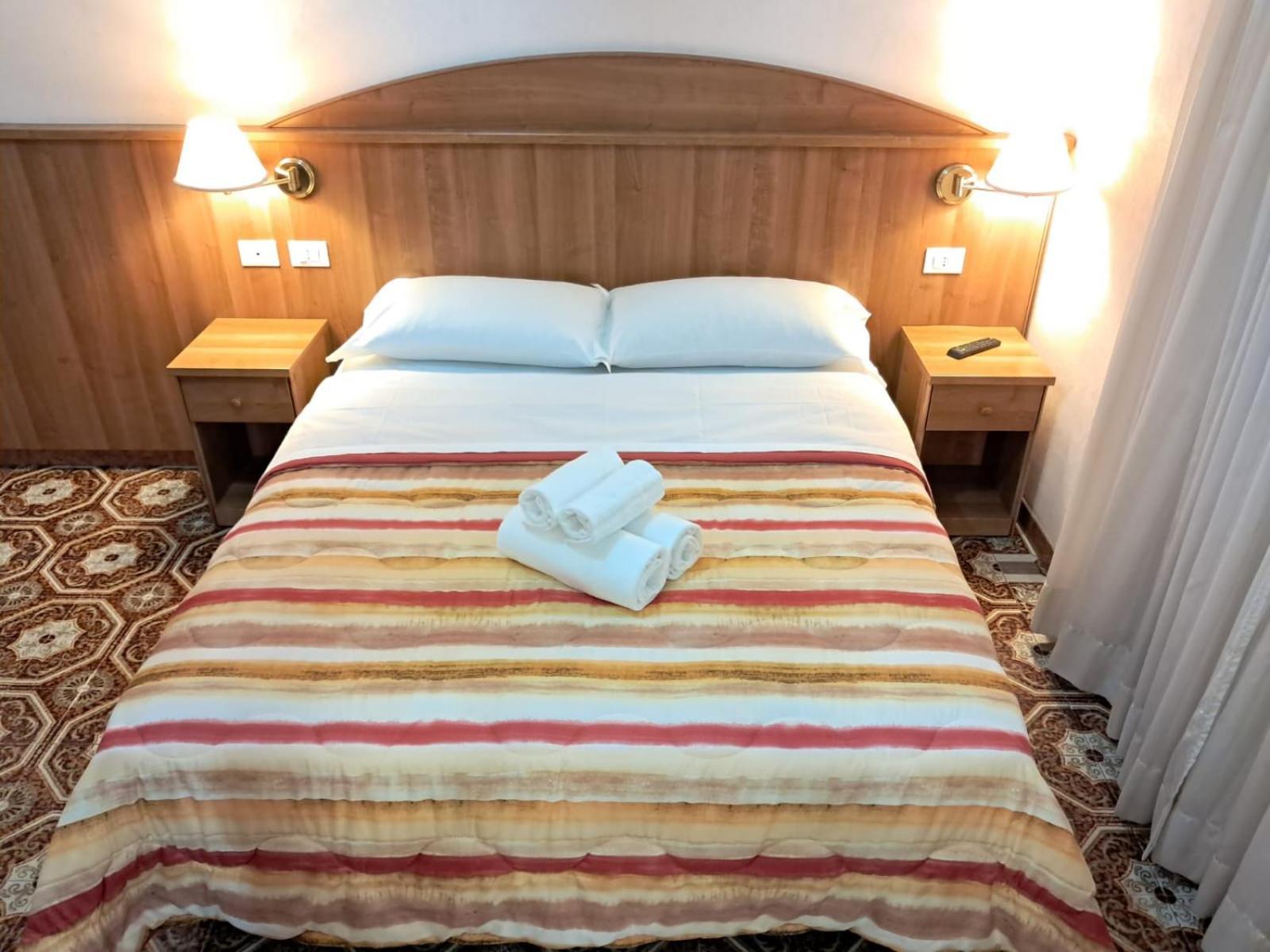 Nahid Accommodation Rom Exteriör bild