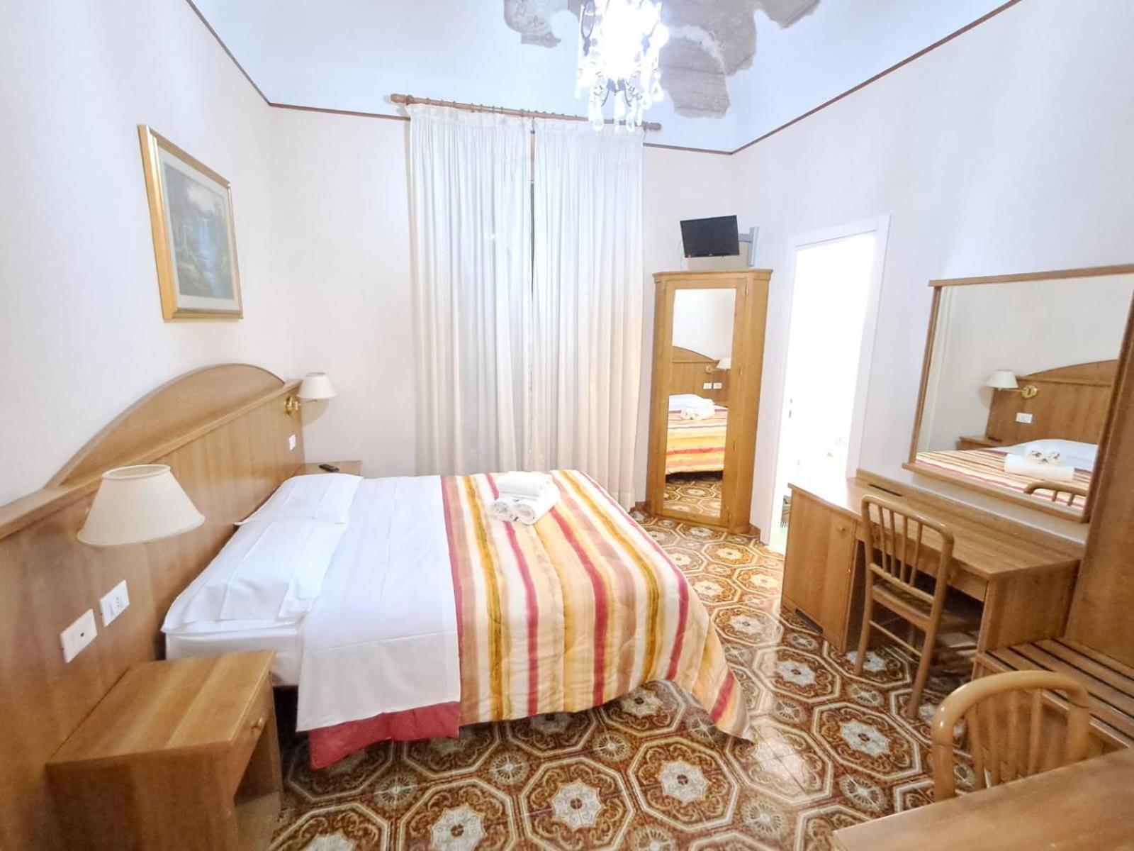Nahid Accommodation Rom Exteriör bild